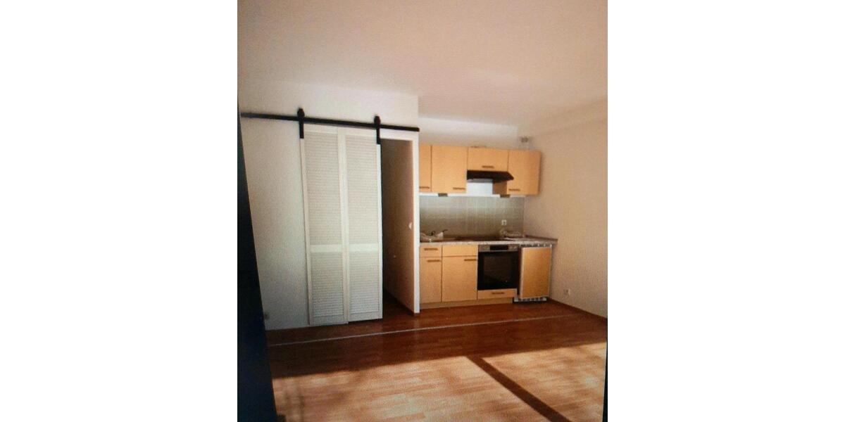 Etagenwohnung Regensburg Brandlberg - 1 Zimmer, 30 m&sup2;, 450&euro; | Angebot:26680223