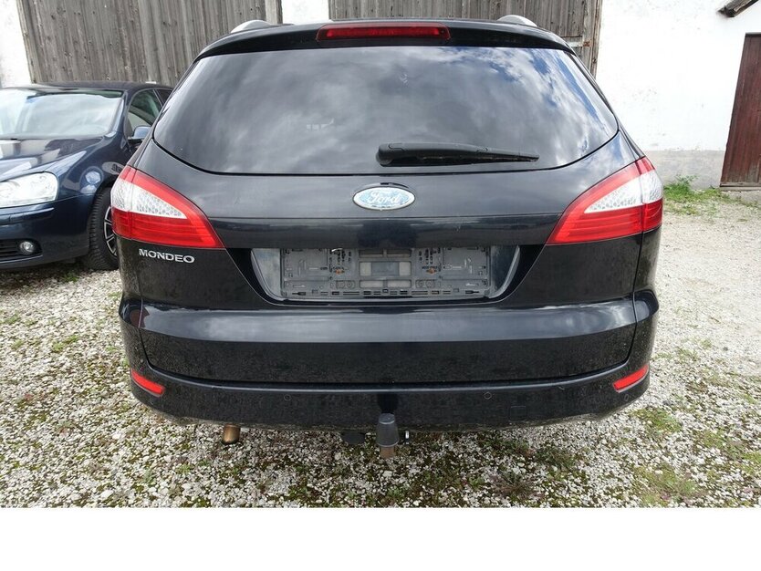 Mondeo Ambiente AHK abnehmbar Sony Sitzheizung