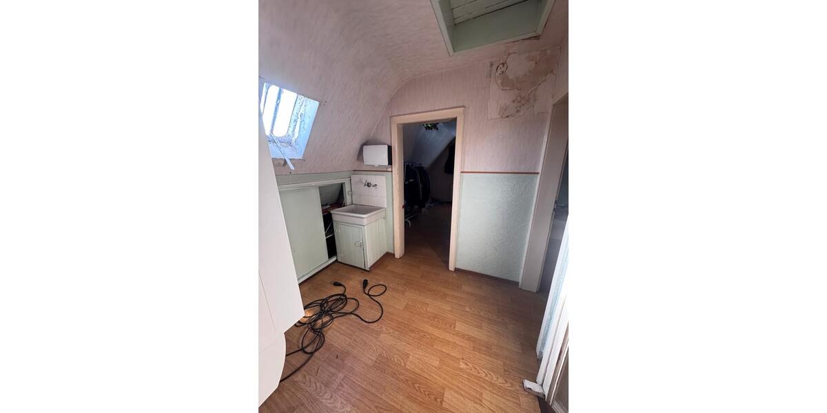 Einfamilienhaus Merchweiler - 5 Zimmer, 120 m&sup2;, 169.000&euro; | Angebot:27460018