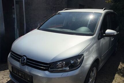 VW Touran 250.000 km 7.200 &euro; Celle 29221