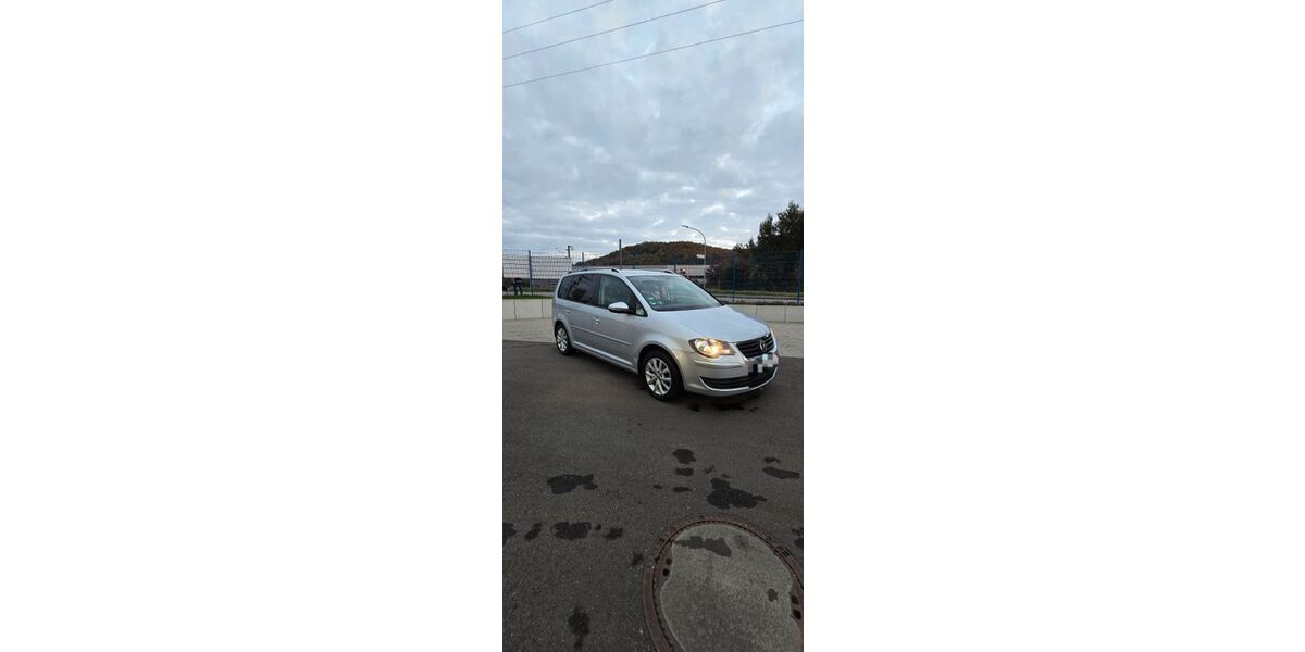 VW Touran 247.403 km 3.950 &euro; Hausen in Wiesental 79688