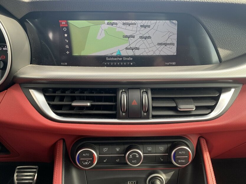 Alfa Romeo Stelvio 2.2 B-Tech Q4 Automatik Leder NAVI 89.984 km 29.900 € Backnang, 71522