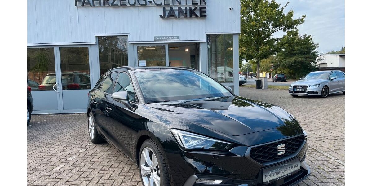 Seat Leon 24.200 km 27.830 &euro; Hameln 31787
