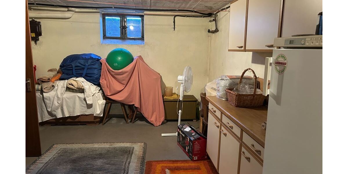 Interessantes Wohnhaus mit 2 Wohnungen, Nebengebäude und Grünland - Einfamilienhaus Stolzenau | Angebot:27142431
