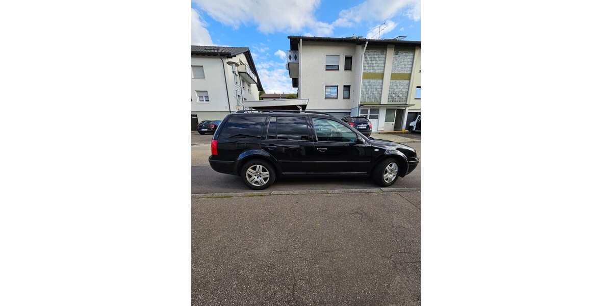 VW Golf 329.068 km 1.700 &euro; Freudenstadt 72250