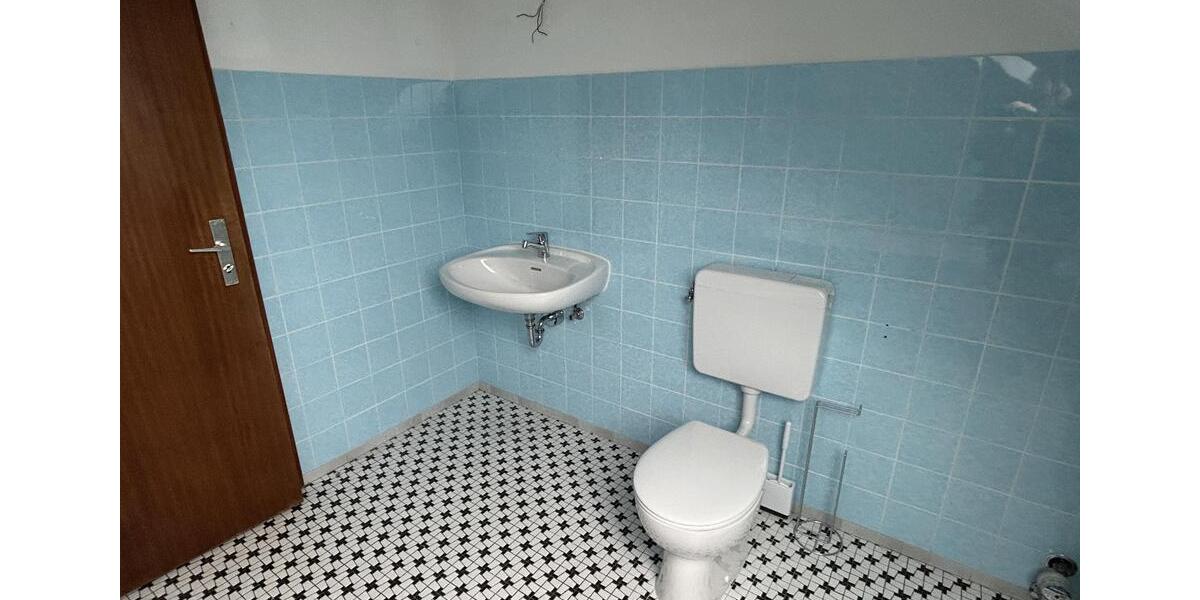Dachgeschoßwohnung Dillingen an der Donau - 3 Zimmer, 94 m&sup2;, 730&euro; | Angebot:25496261