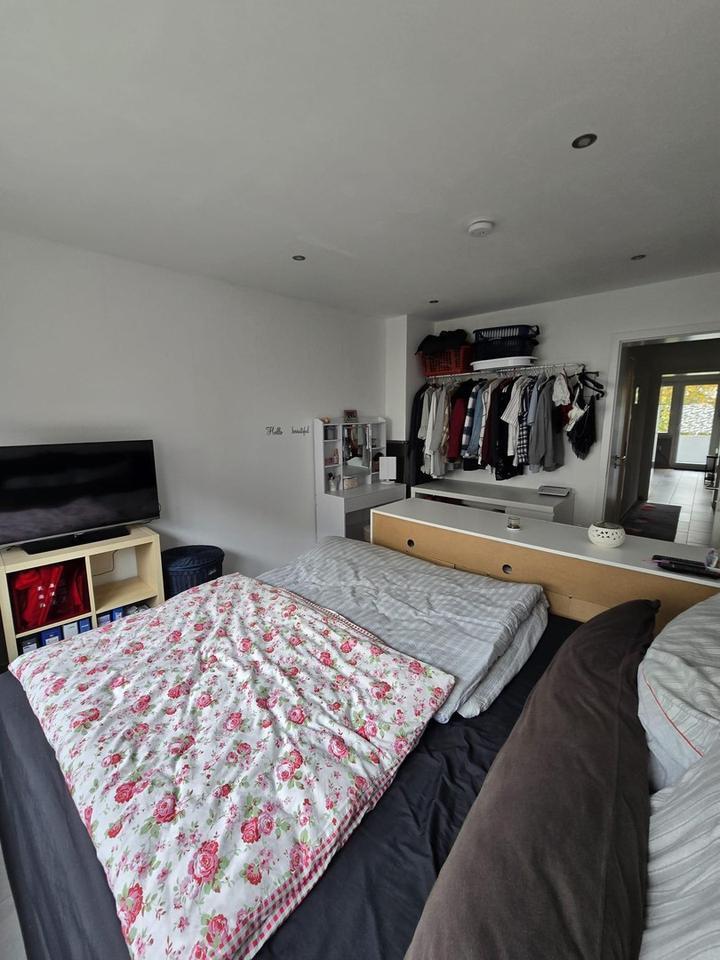 2 Zimmer Wohnung in Zentrum von Wesel mit neuwertiger Küche zimmer