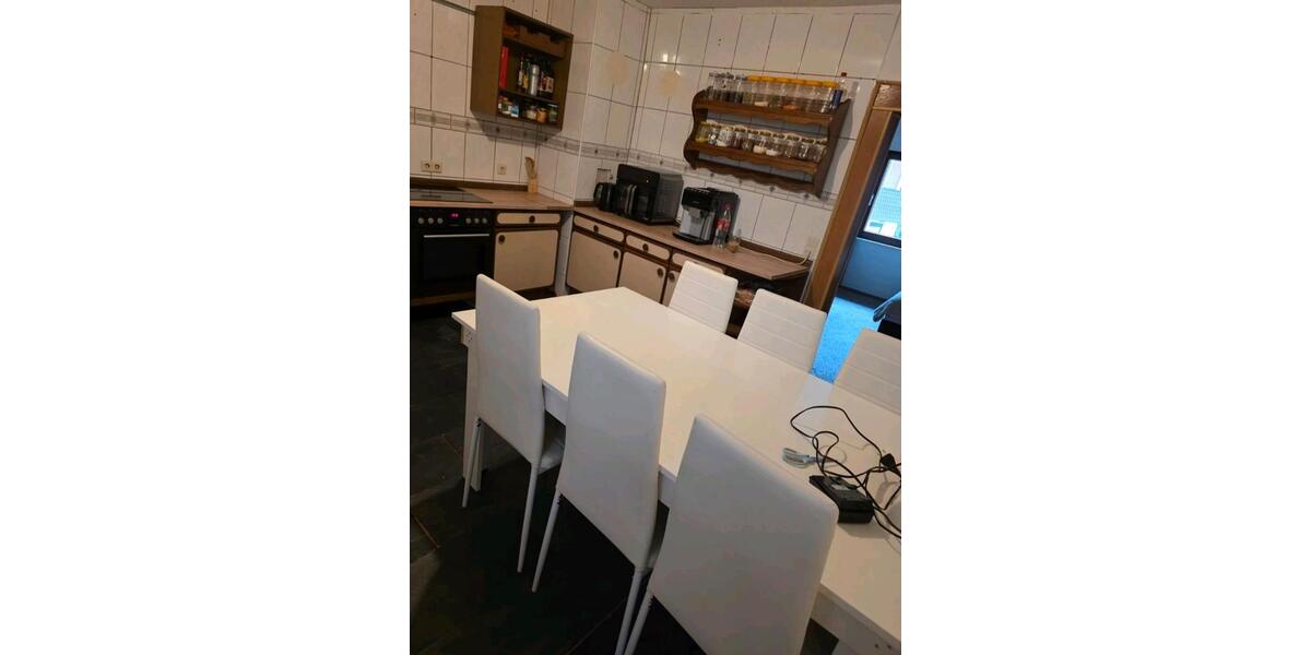 Etagenwohnung Gernsbach - 4 Zimmer, 94 m&sup2;, 1.150&euro; | Angebot:26148944