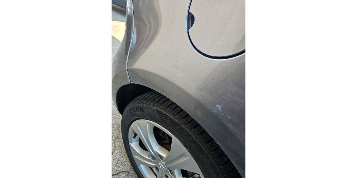 Renault Scenic 140.000 km 4.000 &euro; Laufeld 54533