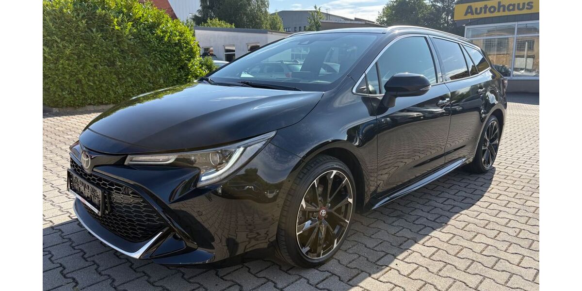 Toyota Corolla 19.700 km 29.800 &euro; Lommatzsch (bei Dresden) 01623