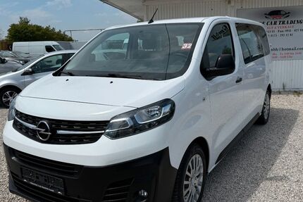 Opel Vivaro 105.238 km 17.990 &euro; Nürnberg 90431