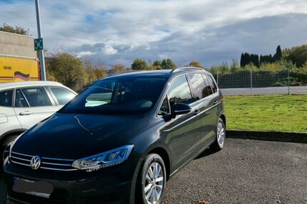 VW Touran 142.000 km 16.100 &euro; Grevenbroich 41516