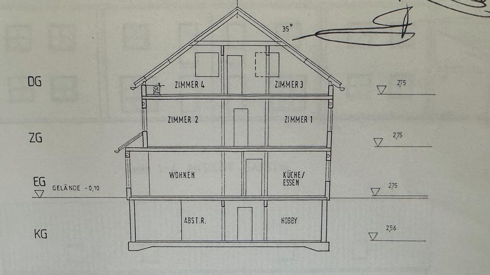 Reiheneckhaus, 134qm, 2x Garten, 3x Bäder renoviert, Einbauküche 5 zimmer