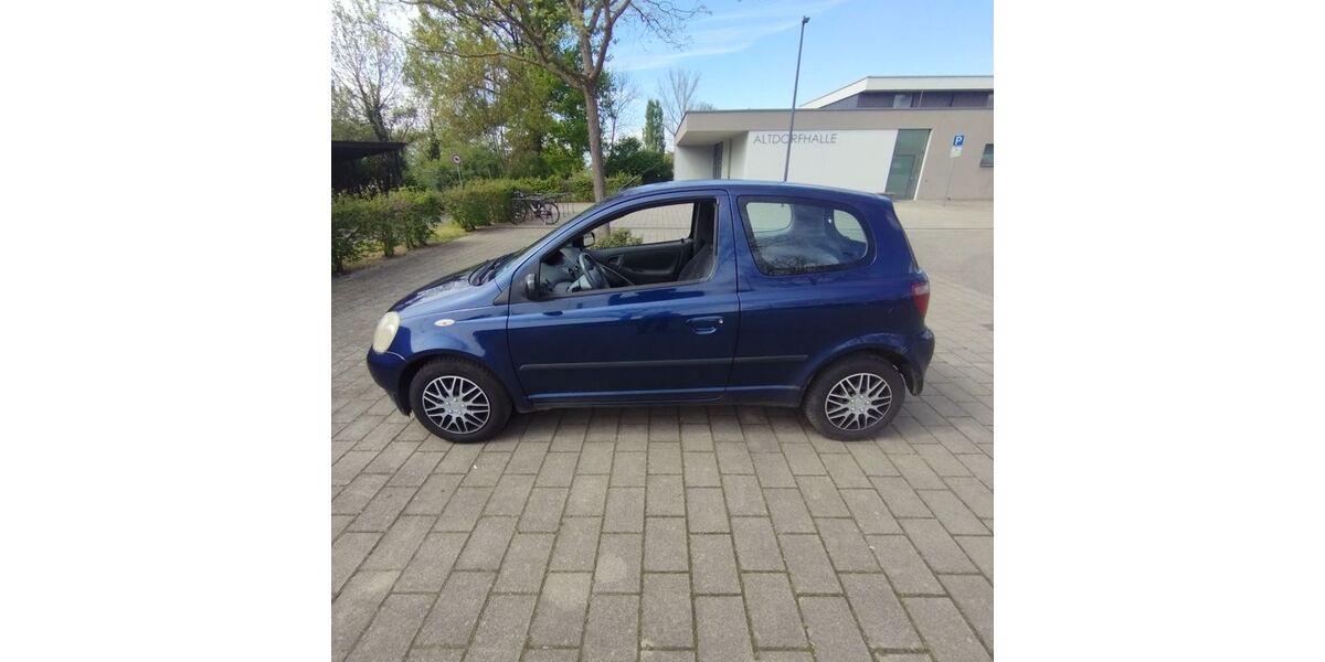 Toyota Yaris 202.000 km 650 &euro; Sexau 79350