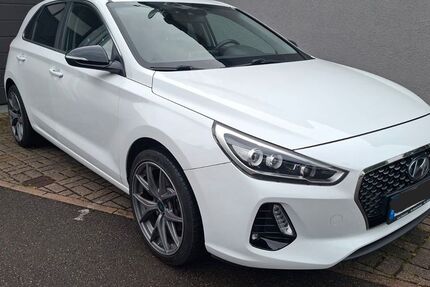 Hyundai i30 68.000 km 12.600 &euro; Homburg 66424