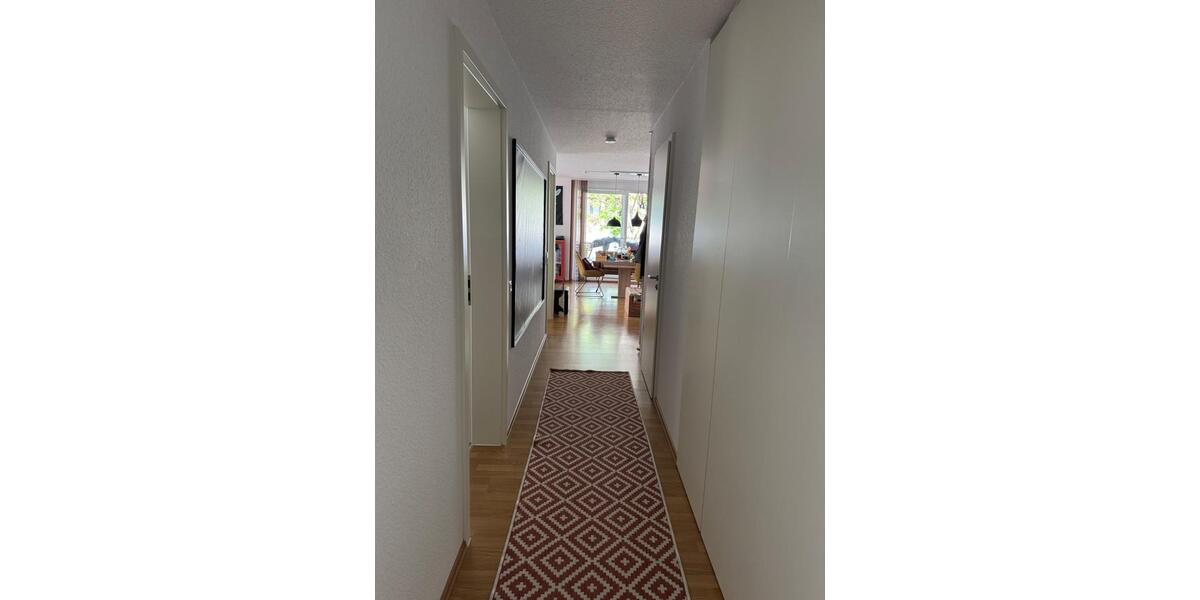 Erdgeschoßwohnung Herrenberg - 4.5 Zimmer, 105 m&sup2;, 1.950&euro; | Angebot:26415269