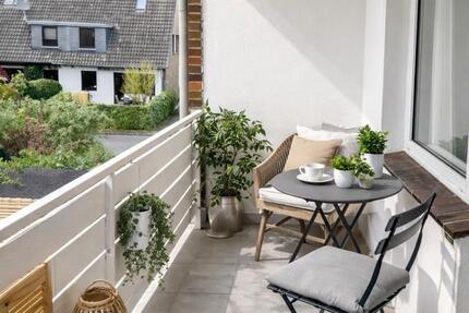 Möbliertes WG-Zimmer mit Balkon | 550 m Universität Oldenburg 1 zimmer