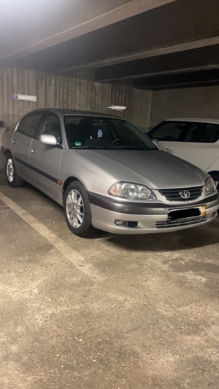 Toyota Avensis 139.000 km 4.000 € Frechen 50226