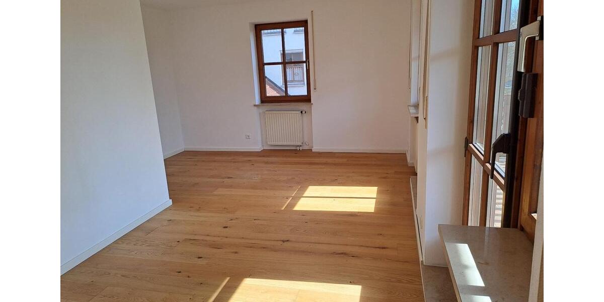 Reihenhaus Meitingen - 4.5 Zimmer, 130 m&sup2;, 1.670&euro; | Angebot:25831966