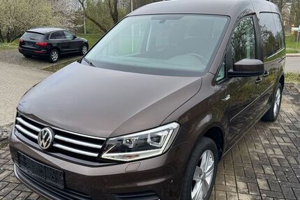 VW Caddy 171.791 km 8.100 &euro; Berlin 12105