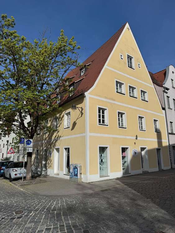Haus zum Kaufen in Ingolstadt 1.550.000 € 342.12 m²