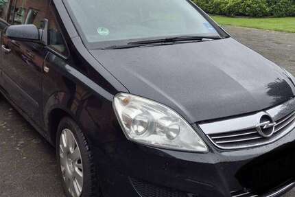 Opel Zafira 178.000 km 3.149 &euro; Ahaus 48683