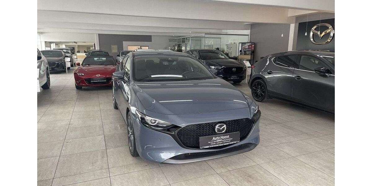 Mazda 3 101.556 km 16.490 &euro; Remscheid 42855