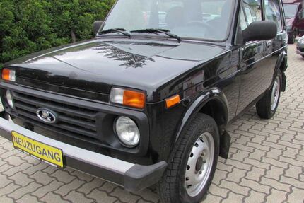 Lada Niva 47.700 km 8.990 &euro; Kronach OT Knellendorf 96317