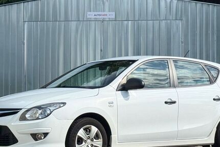 Hyundai i30 177.000 km 1.990 &euro; München 81243