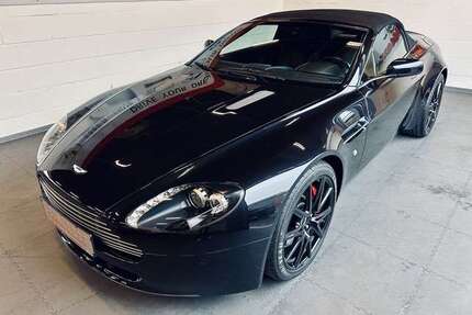 Aston Martin V8