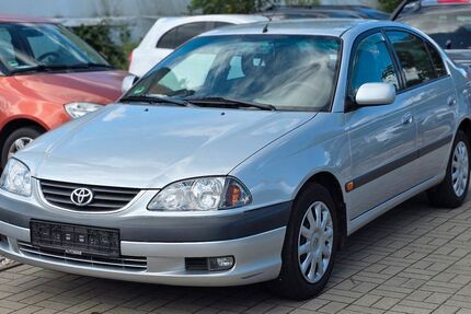 Toyota Avensis 181.000 km 3.690 € Leipzig 04319