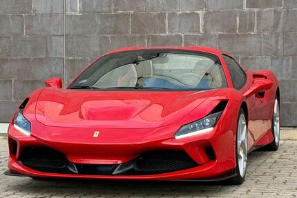 Ferrari F8 18.950 km 347.990 &euro; Langweid 86462