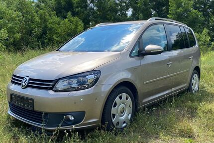 VW Touran 152.000 km 10.499 &euro; Werder (Havel) 14542