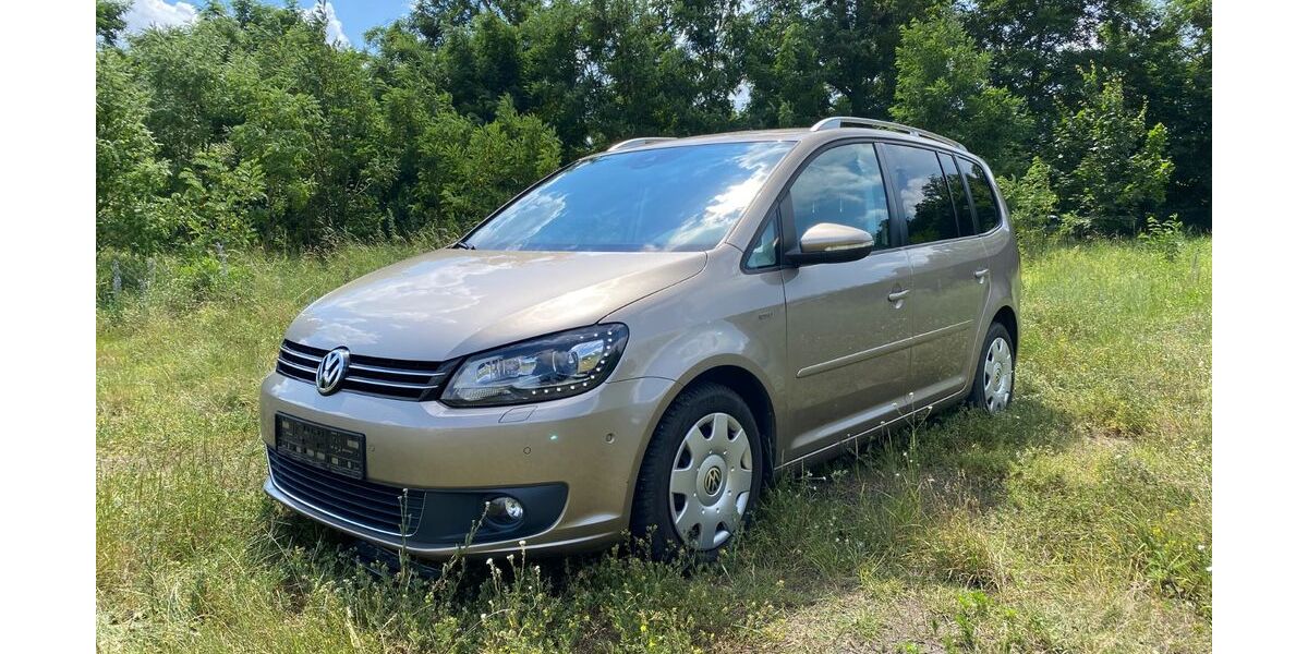 VW Touran 152.000 km 10.499 &euro; Werder (Havel) 14542