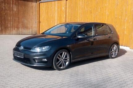 VW Golf 96.000 km 12.499 &euro; Konnersreuth 95692