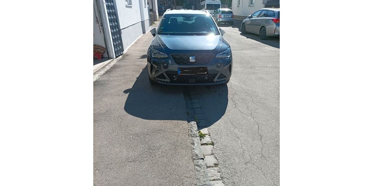 Seat Arona 5.300 km 22.700 &euro; Augsburg 86156