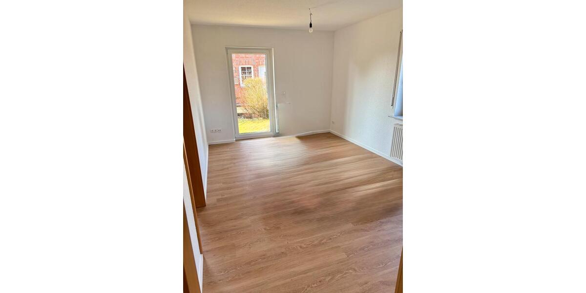 Erdgeschoßwohnung Eystrup - 4 Zimmer, 128 m&sup2;, 1.200&euro; | Angebot:25373718