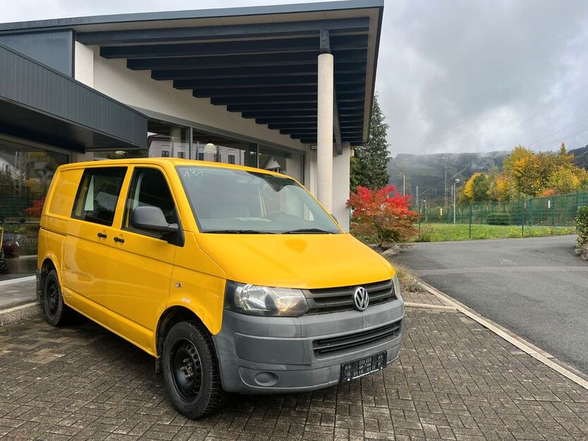 VW T5 Transporter 118.000 km 7.450 € Finnentrop 57413
