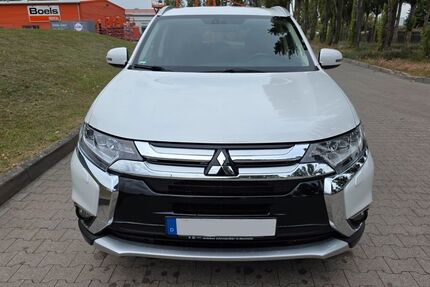 Mitsubishi Outlander 172.700 km 12.500 &euro; Neubrandenburg 17036