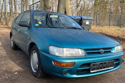 Toyota Corolla 115.000 km 2.290 &euro; Lübeck 23568