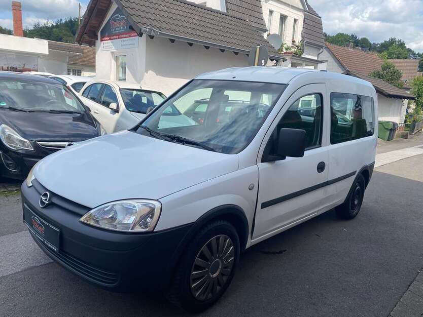 Opel Combo 121.064 km 2.750 € Gummersbach 51645