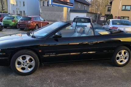 Chrysler Stratus 142.000 km 2.499 &euro; Neukirchen 08459