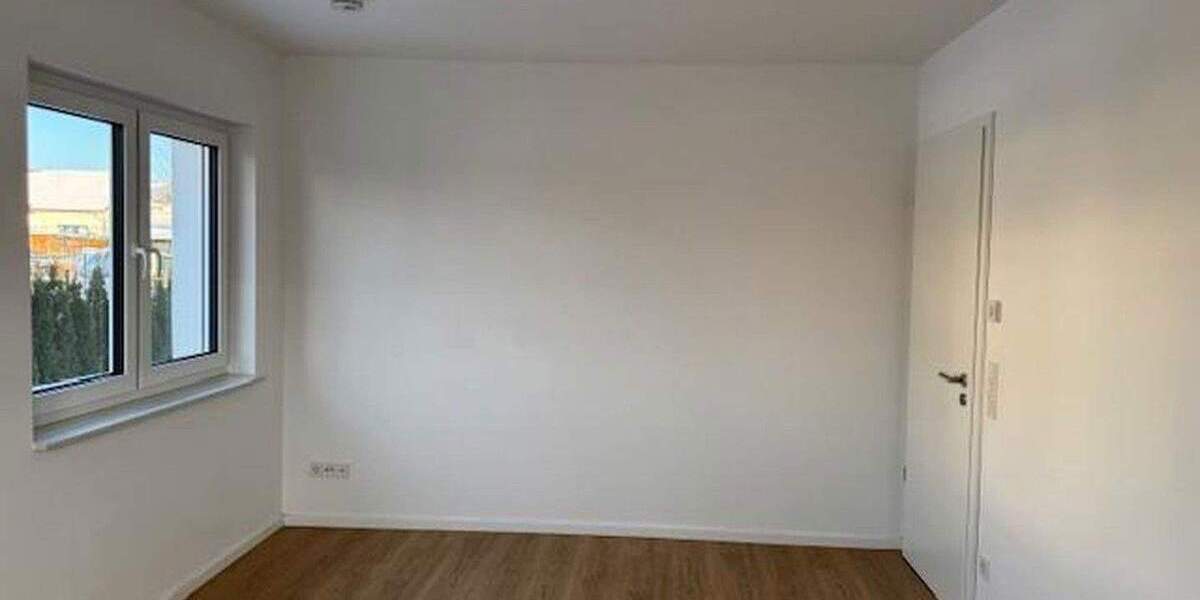 3-Zimmer Erdgeschoss-Wohnung im Effizienzhaus mit eigenem Garten - Neubau 2023 3 zimmer