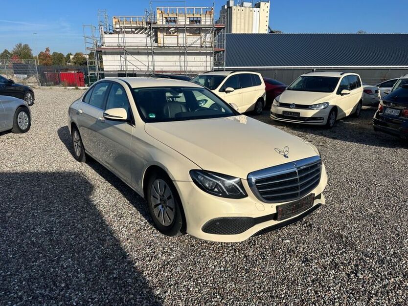 E 200