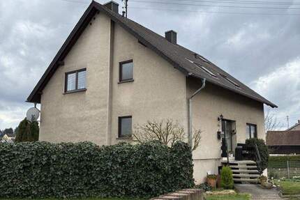 Haus Illingen - 6 Zimmer, 151 m&sup2;, 252.000&euro; | Angebot:25927053