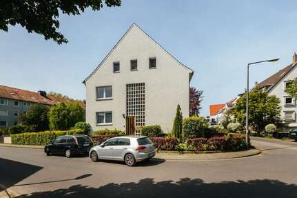Haus zum Kaufen in Köln 795.000 € 222 m²