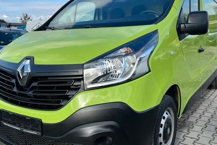 Renault Trafic 99.800 km 12.900 &euro; falkensee 14612