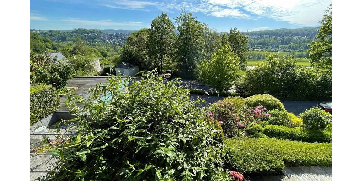 Etagenwohnung Arnsberg Obereimer - 7 Zimmer, 317 m&sup2;, 495.000&euro; | Angebot:26292706