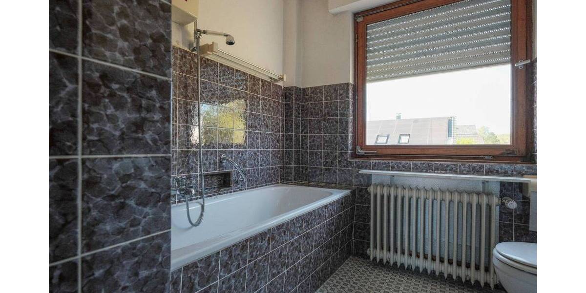 Mehrfamilienhaus, Wohnhaus Reichshof Hunsheim - 6 Zimmer, 128 m&sup2;, 288.000&euro; | Angebot:26702671