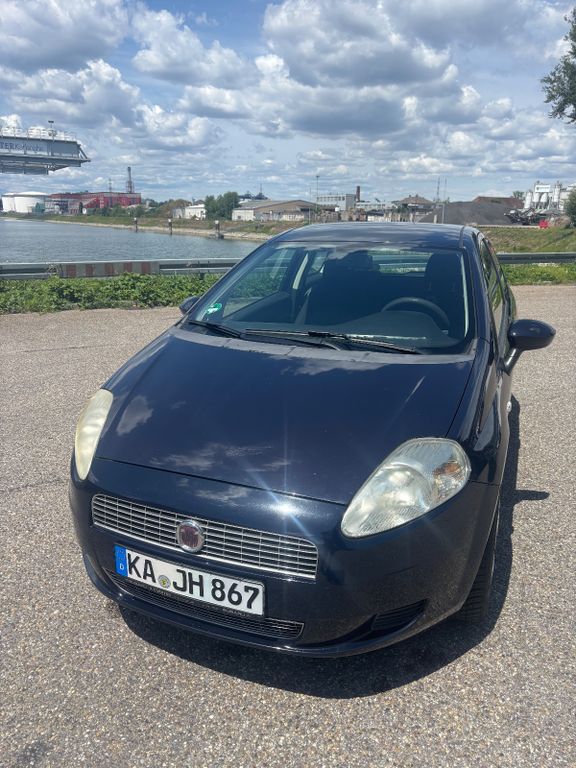 Fiat Punto 90.949 km 4.200 € Karlsruhe 76189